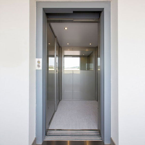Ascensori per case private, conformi alle disposizioni vigenti in materia di abbattimento barriere architettoniche Ascensori per case private, conformi alle disposizioni vigenti in materia di abbattimento barriere architettoniche
