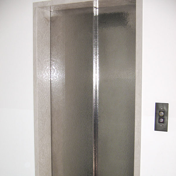 Cabina ascensori in acciaio inox antigraffio Cabina ascensori in acciaio inox antigraffio